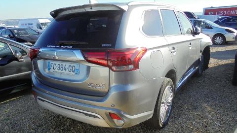 Mitsubishi Outlander (135KM) - 81 698  PLN, 2018 - Espalion - wyprzedaż | Autoria.pl