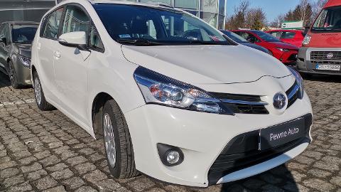 Toyota Verso (112KM) - 64 800  PLN, 2017 - Słupsk - wyprzedaż | Autoria.pl