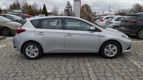 Toyota Auris II  (99KM) - 73 800  PLN, 2017 - Słupsk - wyprzedaż | Autoria.pl