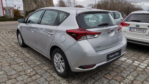 Toyota Auris II  (99KM) - 73 800  PLN, 2017 - Słupsk - wyprzedaż | Autoria.pl