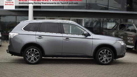 Mitsubishi Outlander III  (150KM) - 59 900  PLN, 2015 - Sady - wyprzedaż | Autoria.pl