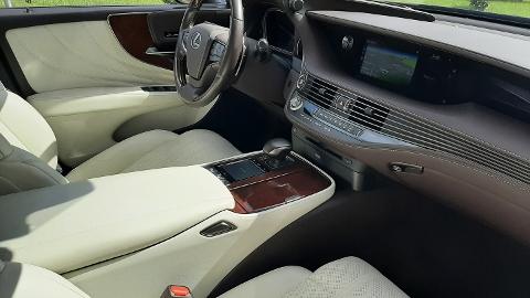 Lexus LS V  (420KM) -  419 000  PLN, 2018 - Szczecin - wyprzedaż | Autoria.pl