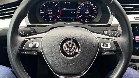 Volkswagen Passat B8  (150KM) -  125 000  PLN, 2018 - Bydgoszcz - wyprzedaż | Autoria.pl