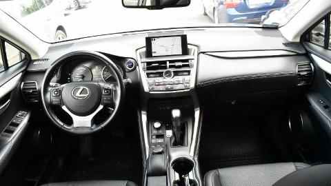 Lexus NX (155KM) -  149 900  PLN, 2017 - Sady - wyprzedaż | Autoria.pl