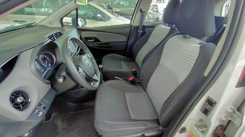 Toyota Yaris III  (111KM) - 50 900  PLN, 2019 - Leszno - wyprzedaż | Autoria.pl