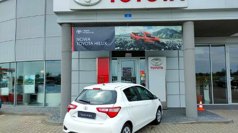 Toyota Yaris III  (111KM) - 48 900  PLN, 2019 - Leszno - wyprzedaż | Autoria.pl