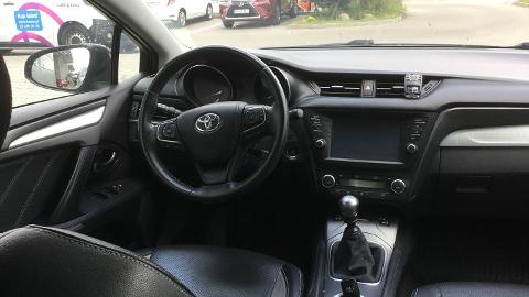 Toyota Avensis III  (143KM) - 51 900  PLN, 2015 - Kalinówka - wyprzedaż | Autoria.pl