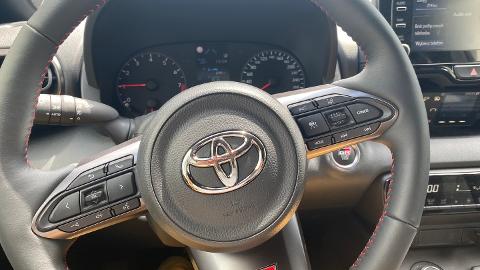 Toyota Yaris III  (261KM) -  191 800  PLN, 2021 - Słupsk - wyprzedaż | Autoria.pl