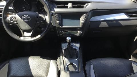 Toyota Avensis III  (143KM) - 56 900  PLN, 2016 - Konin - wyprzedaż | Autoria.pl