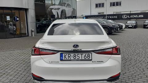 Lexus ES (197KM) -  249 900  PLN, 2020 - Kraków - wyprzedaż | Autoria.pl