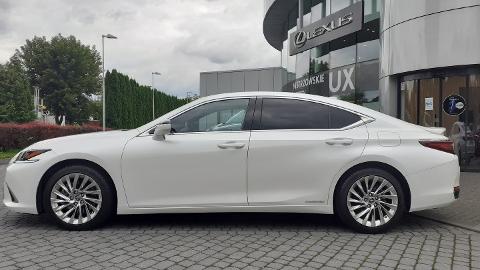 Lexus ES (197KM) -  249 900  PLN, 2020 - Kraków - wyprzedaż | Autoria.pl