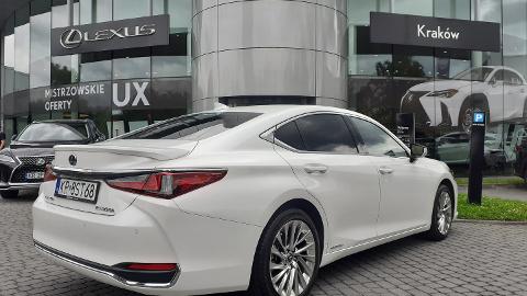 Lexus ES (197KM) -  249 900  PLN, 2020 - Kraków - wyprzedaż | Autoria.pl