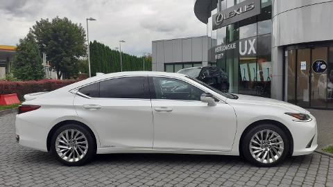 Lexus ES (197KM) -  249 900  PLN, 2020 - Kraków - wyprzedaż | Autoria.pl