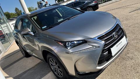 Lexus NX (238KM) -  111 500  PLN, 2015 - łódź - wyprzedaż | Autoria.pl