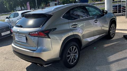 Lexus NX (238KM) -  111 500  PLN, 2015 - łódź - wyprzedaż | Autoria.pl