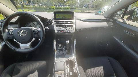 Lexus NX (197KM) -  157 000  PLN, 2018 - Szczecin - wyprzedaż | Autoria.pl