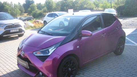 Toyota Aygo II  (72KM) - 48 800  PLN, 2018 - Rybnik - wyprzedaż | Autoria.pl