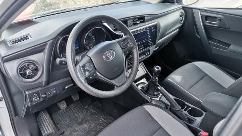 Toyota Auris II  (90KM) - 59 800  PLN, 2018 - Słupsk - wyprzedaż | Autoria.pl