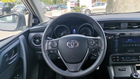 Toyota Auris II  (90KM) - 59 800  PLN, 2018 - Słupsk - wyprzedaż | Autoria.pl