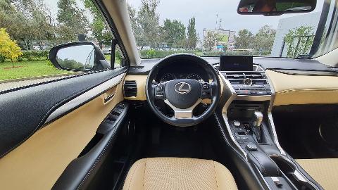 Lexus NX (238KM) - 99 900  PLN, 2016 - Szczecin - wyprzedaż | Autoria.pl