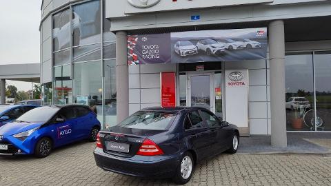 Mercedes-Benz Klasa C W203  (143KM) - 12 900  PLN, 2004 - Leszno - wyprzedaż | Autoria.pl