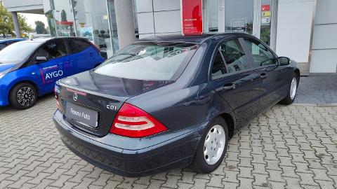 Mercedes-Benz Klasa C W203  (143KM) - 12 900  PLN, 2004 - Leszno - wyprzedaż | Autoria.pl