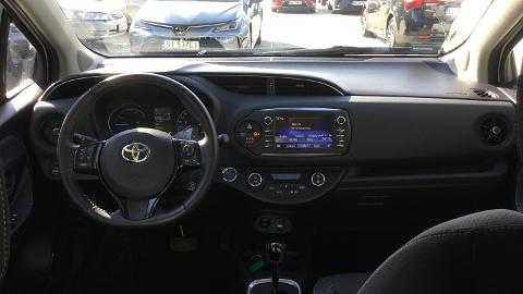 Toyota Yaris III  (75KM) - 65 900  PLN, 2018 - Kalinówka - wyprzedaż | Autoria.pl