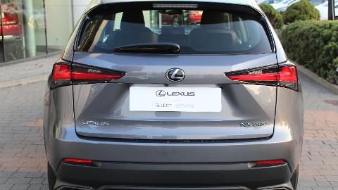 Lexus NX (238KM) -  142 900  PLN, 2019 - Warszawa - wyprzedaż | Autoria.pl