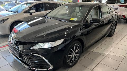 Toyota Camry (218KM) -  194 450  PLN, 2021 - Słupsk - wyprzedaż | Autoria.pl