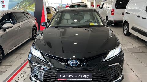 Toyota Camry (218KM) -  194 450  PLN, 2021 - Słupsk - wyprzedaż | Autoria.pl