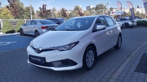 Toyota Auris II  (132KM) - 46 900  PLN, 2016 - Olsztyn - wyprzedaż | Autoria.pl