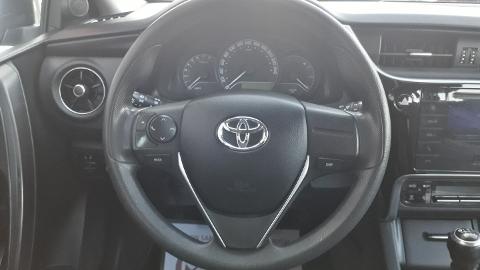 Toyota Auris II  (132KM) - 46 900  PLN, 2016 - Olsztyn - wyprzedaż | Autoria.pl