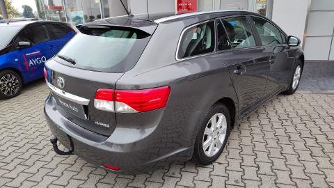 Toyota Avensis III  (132KM) - 49 900  PLN, 2014 - Leszno - wyprzedaż | Autoria.pl