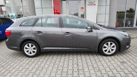 Toyota Avensis III  (132KM) - 49 900  PLN, 2014 - Leszno - wyprzedaż | Autoria.pl