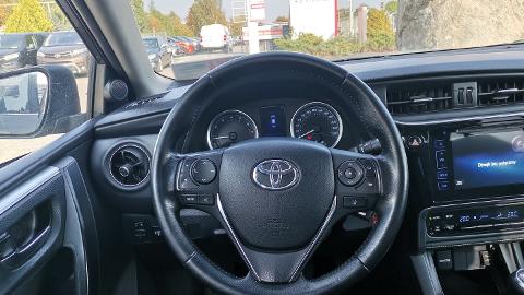 Toyota Corolla Seria E16  (132KM) - 74 800  PLN, 2018 - Słupsk - wyprzedaż | Autoria.pl