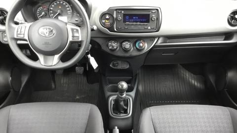 Toyota Yaris III  (111KM) - 47 800  PLN, 2017 - Rumia - wyprzedaż | Autoria.pl