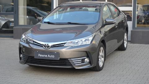 Toyota Corolla Seria E16  (132KM) - 69 900  PLN, 2018 - Warszawa - wyprzedaż | Autoria.pl