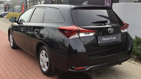 Toyota Auris II  (132KM) - 49 900  PLN, 2015 - Konin - wyprzedaż | Autoria.pl