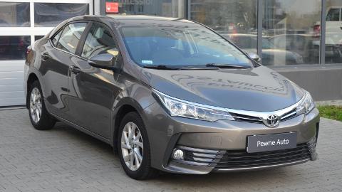 Toyota Corolla Seria E16  (132KM) - 69 900  PLN, 2018 - Warszawa - wyprzedaż | Autoria.pl