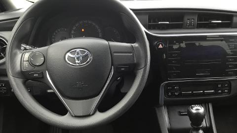 Toyota Auris II  (132KM) - 49 900  PLN, 2015 - Konin - wyprzedaż | Autoria.pl