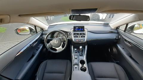 Lexus NX (197KM) -  137 900  PLN, 2017 - Kraków - wyprzedaż | Autoria.pl