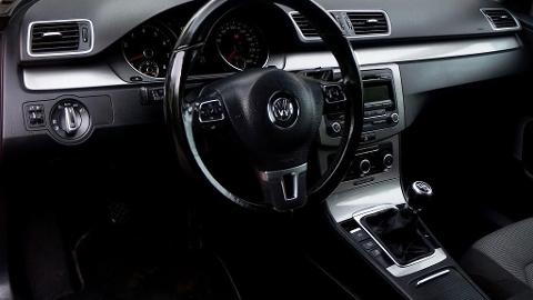 Volkswagen Passat / Nowy   GAZ / GWARANCJA  ASO / ZADBANY / (122KM) - 33 000  PLN, 2012 - Ruda Śląska - wyprzedaż | Autoria.pl