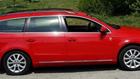 Volkswagen Passat / Nowy   GAZ / GWARANCJA  ASO / ZADBANY / (122KM) - 33 000  PLN, 2012 - Ruda Śląska - wyprzedaż | Autoria.pl