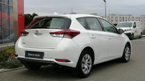 Toyota Auris II  (132KM) - 61 900  PLN, 2018 - Poznań - wyprzedaż | Autoria.pl