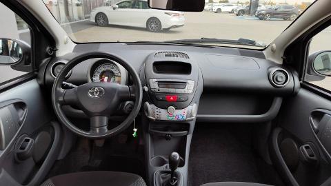 Toyota Aygo I  (68KM) - 14 500  PLN, 2011 - Leszno - wyprzedaż | Autoria.pl