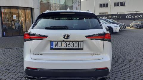 Lexus NX (238KM) -  145 900  PLN, 2018 - Kraków - wyprzedaż | Autoria.pl