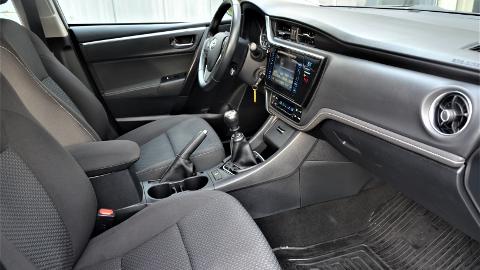 Toyota Corolla Seria E16  (132KM) - 69 400  PLN, 2018 - Warszawa - wyprzedaż | Autoria.pl