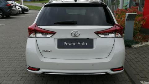 Toyota Auris II  (132KM) - 69 500  PLN, 2018 - Poznań - wyprzedaż | Autoria.pl