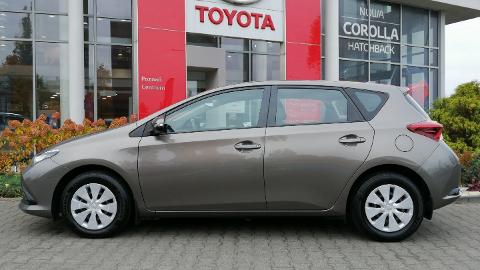 Toyota Auris II  (132KM) - 48 900  PLN, 2017 - Poznań - wyprzedaż | Autoria.pl