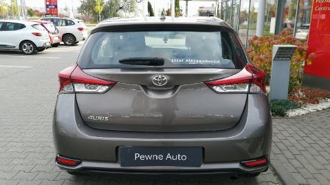 Toyota Auris II  (132KM) - 47 900  PLN, 2017 - Poznań - wyprzedaż | Autoria.pl